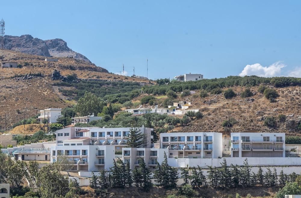 Damnoni Bay Hotell Exteriör bild