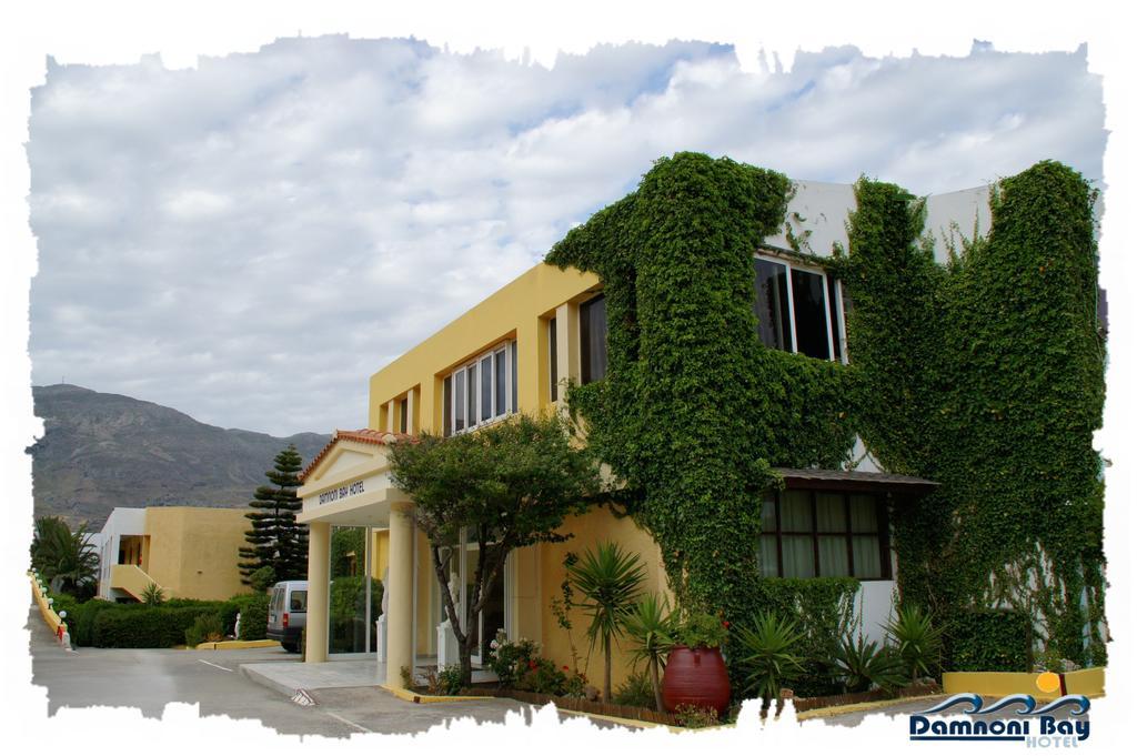 Damnoni Bay Hotell Exteriör bild