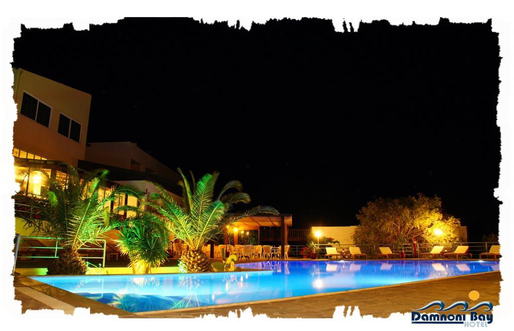 Damnoni Bay Hotell Exteriör bild