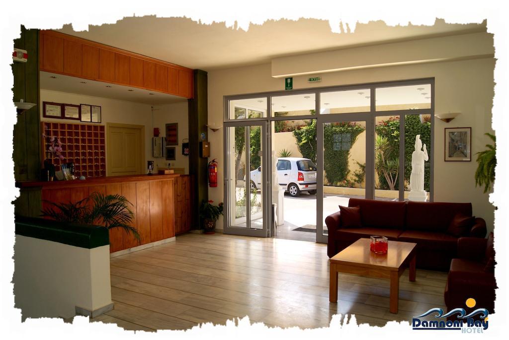 Damnoni Bay Hotell Exteriör bild